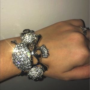 💸SALE💸 Custom Swarovski Crystal Skull Bracelet